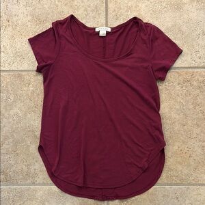 Women's Burgundy Top